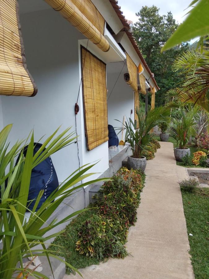 Okaoki Homestay Amed Exteriér fotografie