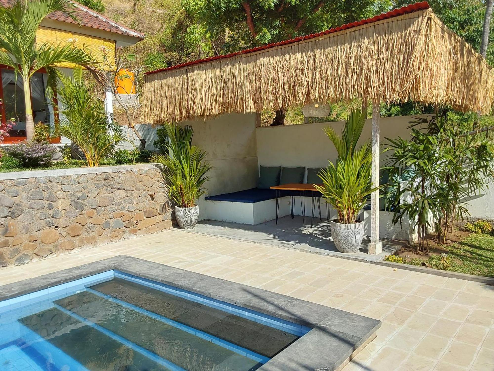 Okaoki Homestay Amed Exteriér fotografie